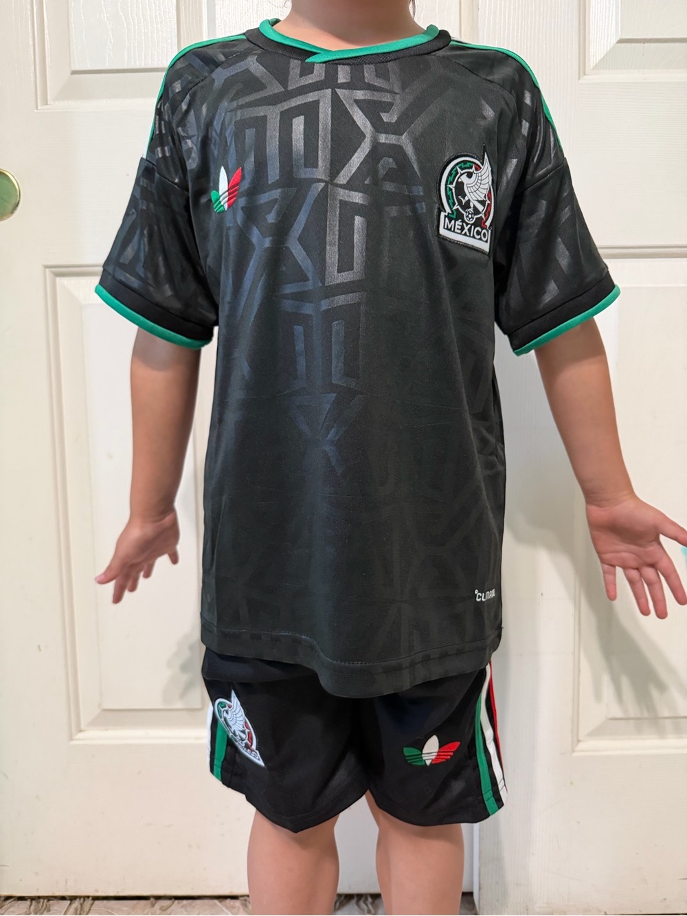 Mexico kids youth uniform black World Cup 2026!! uniforme de niños